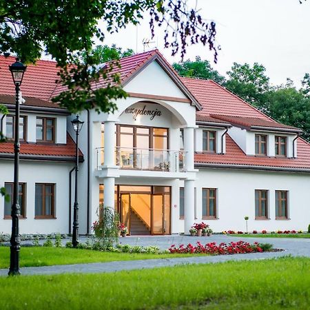 Rezydencja Dwor Polski Bełchatów エクステリア 写真
